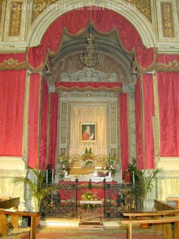 Cappella allestita per l'urna nell'occasione