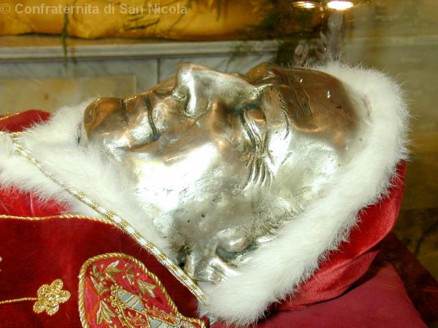 Primo piano del volto del Beato