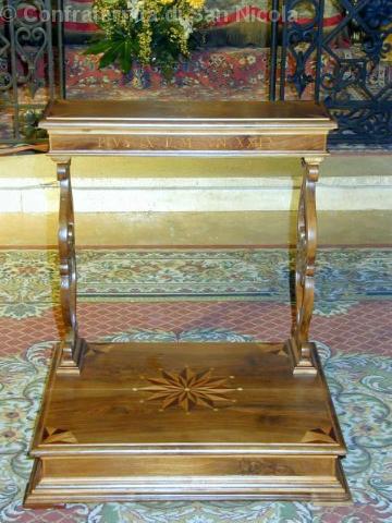 Inginocchiatoio donato da Papa Pio IX alla Basilica