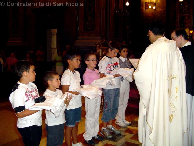 Rito di vestizione presieduta dal padre Spirituale P. Pasquale Cormio