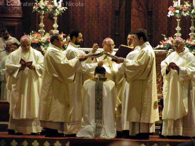 Imposizione dell'evangeliario