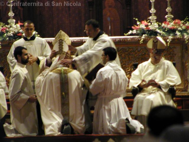 Consegna della Mitra