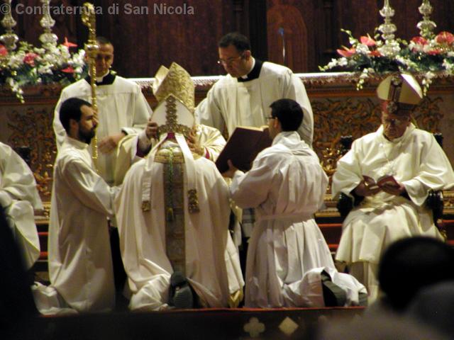 Consegna della Mitra