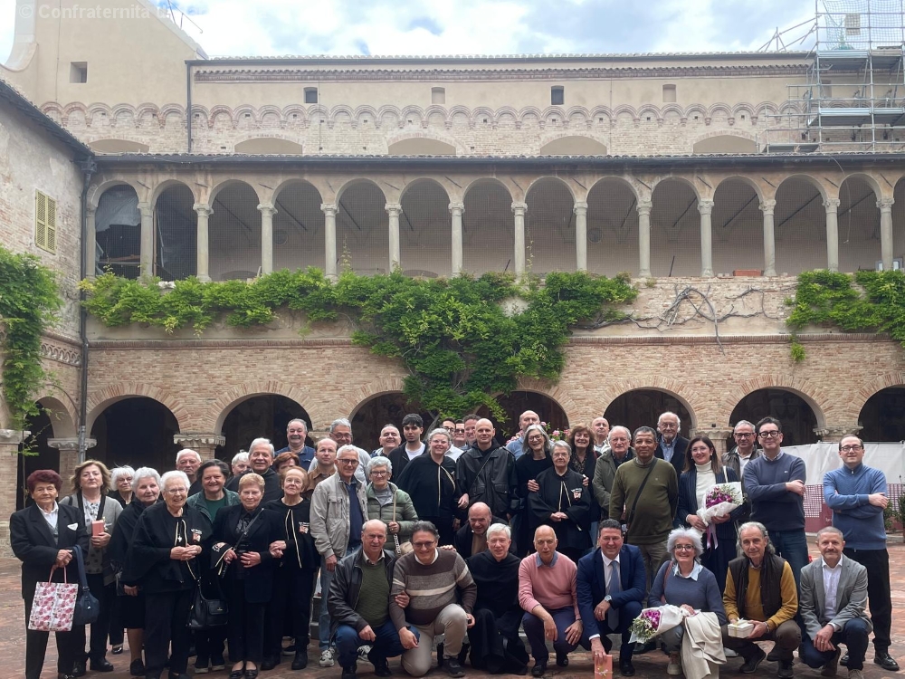 Foto ricordo: San Nicola amico di Dio vi ho chiamato Amici