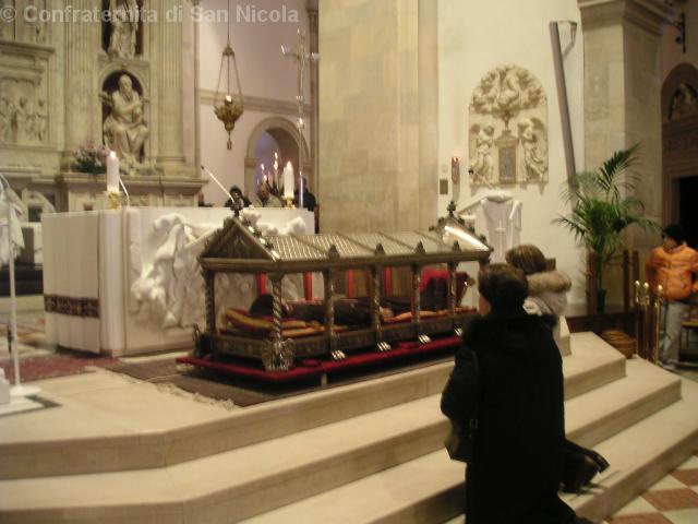 San Nicola ai piedi della Madonna