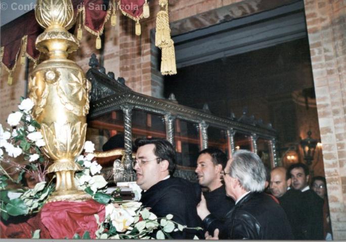 L'urna riparte per Tolentino