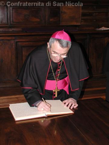 Il Vescovo lascia un pensiero in ricordo della sua visita al Santuario